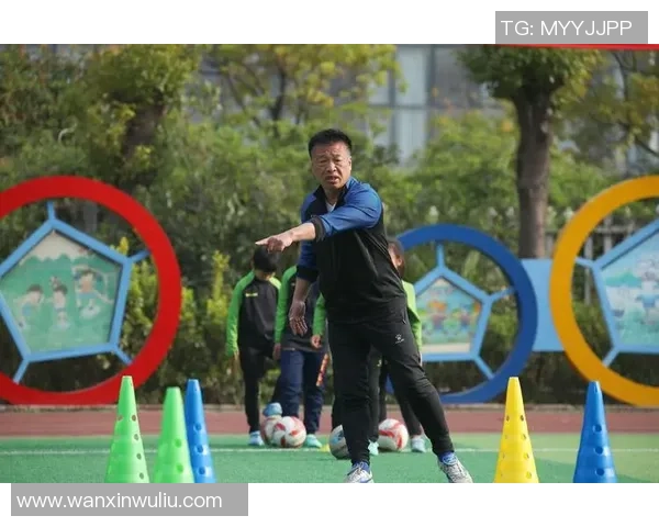 足球明星陈刚的辉煌历程与精彩瞬间全记录